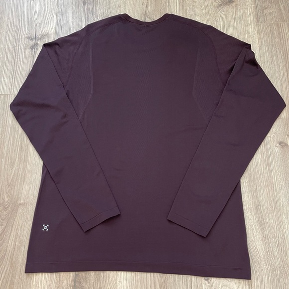 Lululemon Metal Vent Long Sleeve Shirt Size Large - Picture 8 of 9